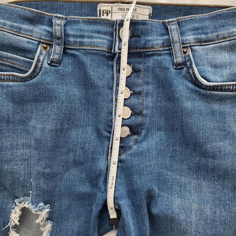Free People Jeans Womens Size 26 Blue‎ Distressed Skinny Denim Womens